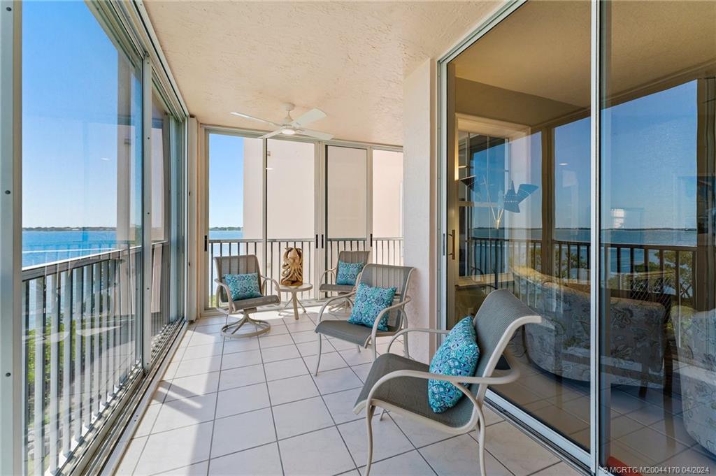 5700 NE Island Cove Way 4302