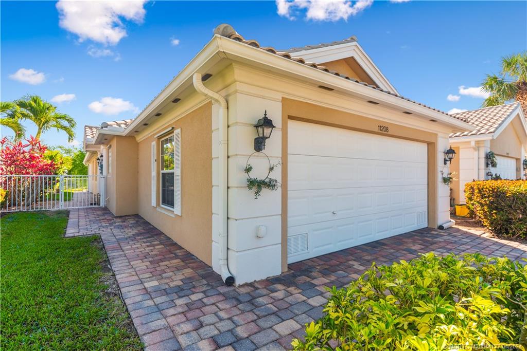 11208 SW Pembroke Drive