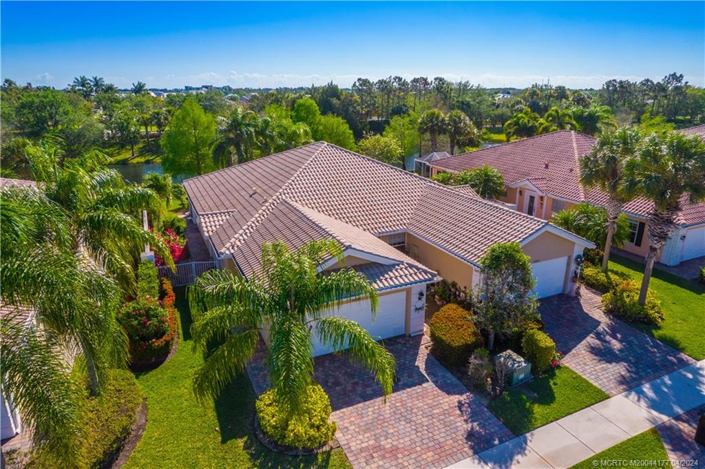 11208 SW Pembroke Drive