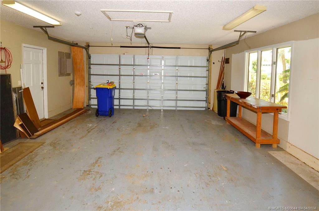 118 Hillcrest Drive