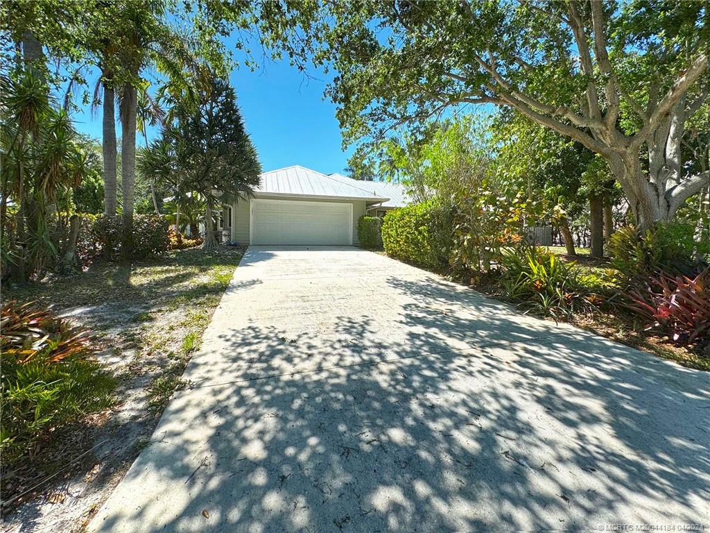 118 Hillcrest Drive
