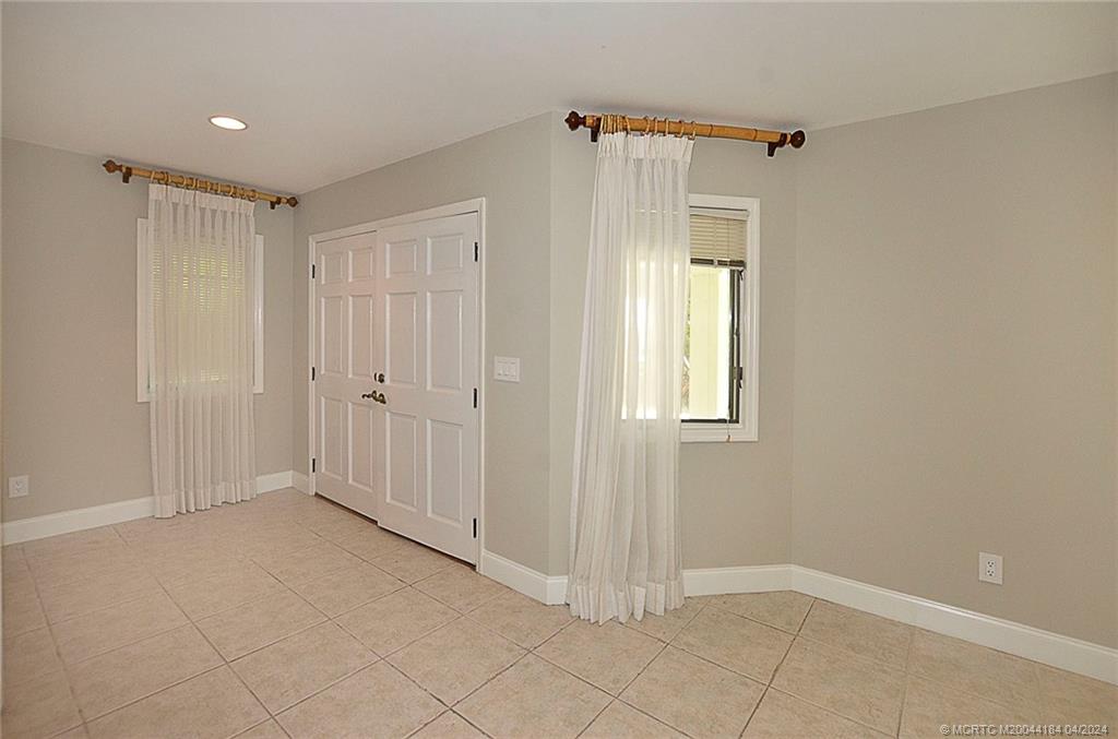 118 Hillcrest Drive