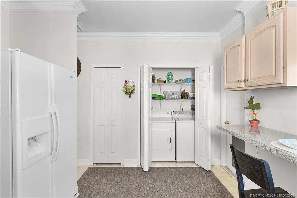 2501 NW South Manor Avenue