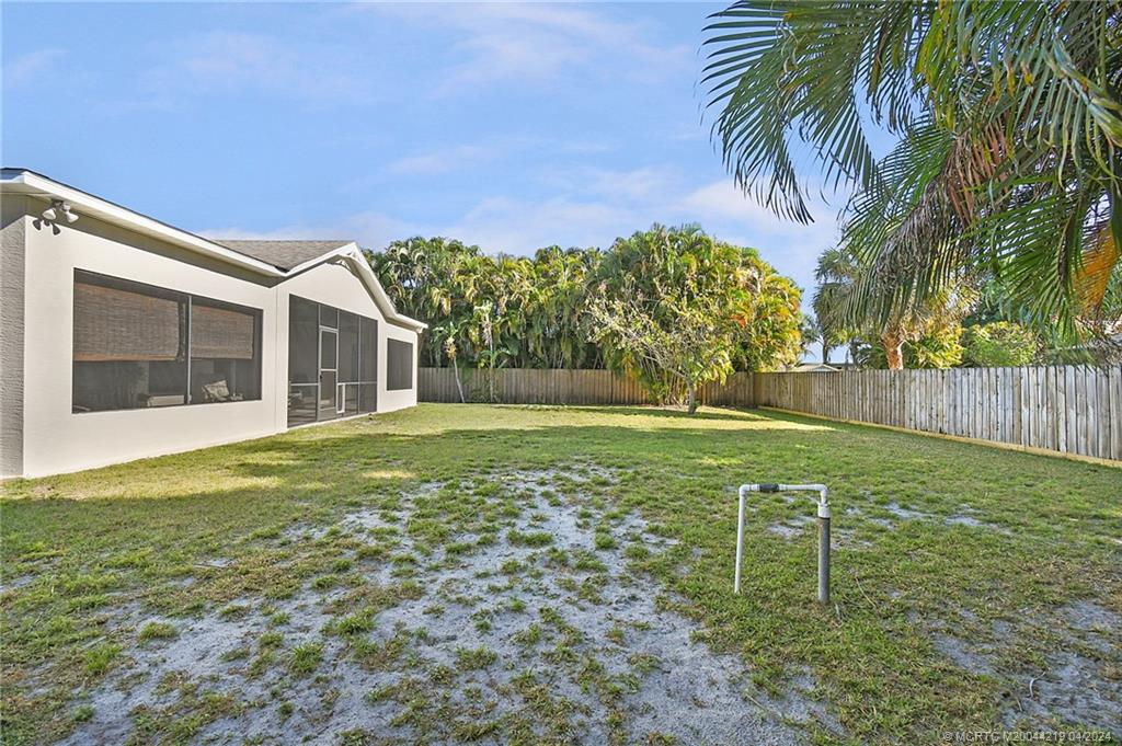 2501 NW South Manor Avenue