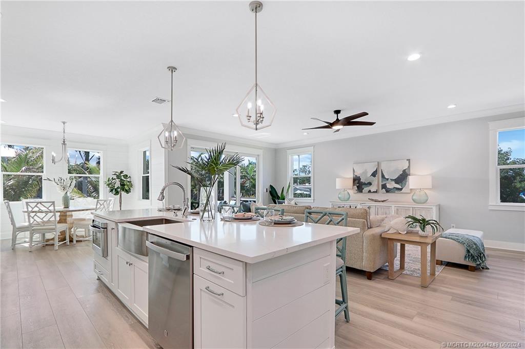 4639 SE Manatee Lane