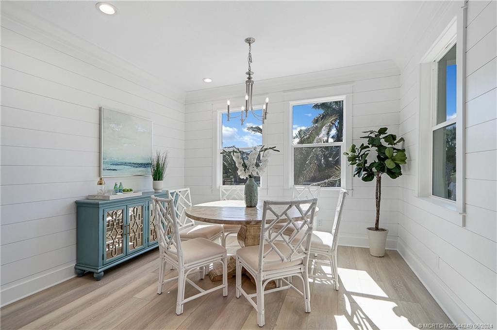 4639 SE Manatee Lane