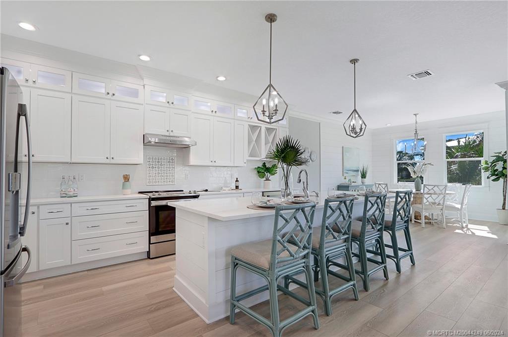 4639 SE Manatee Lane