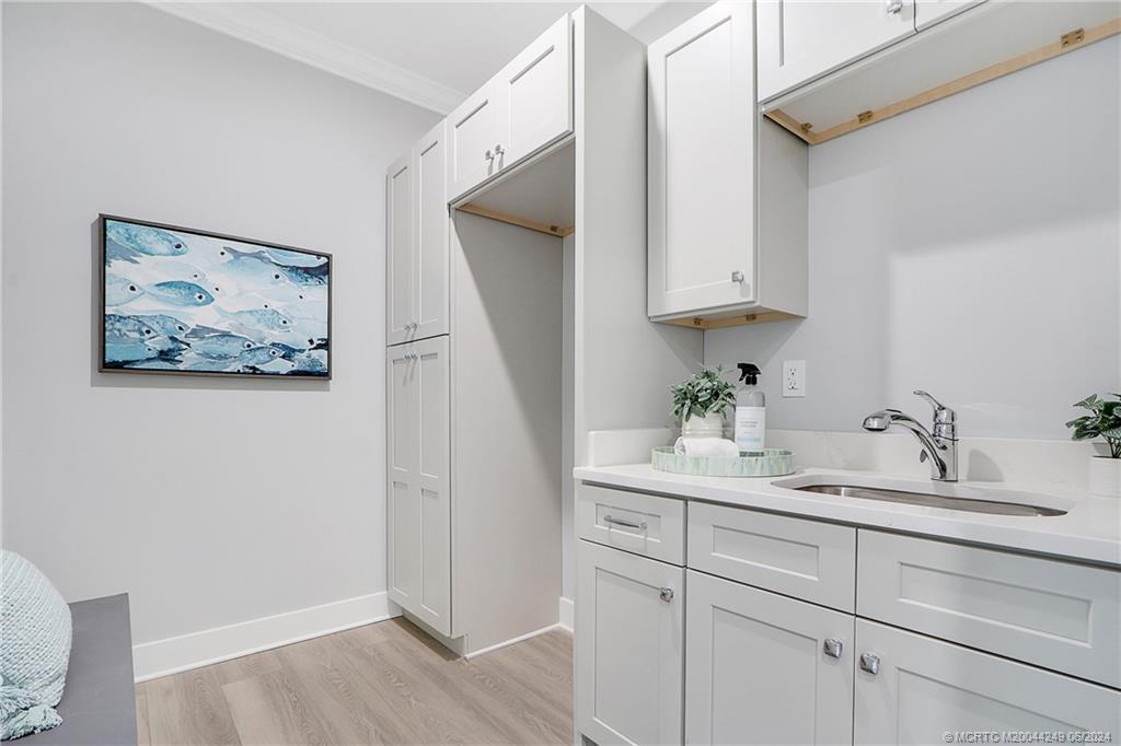 4639 SE Manatee Lane