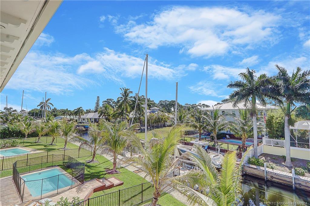 4639 SE Manatee Lane