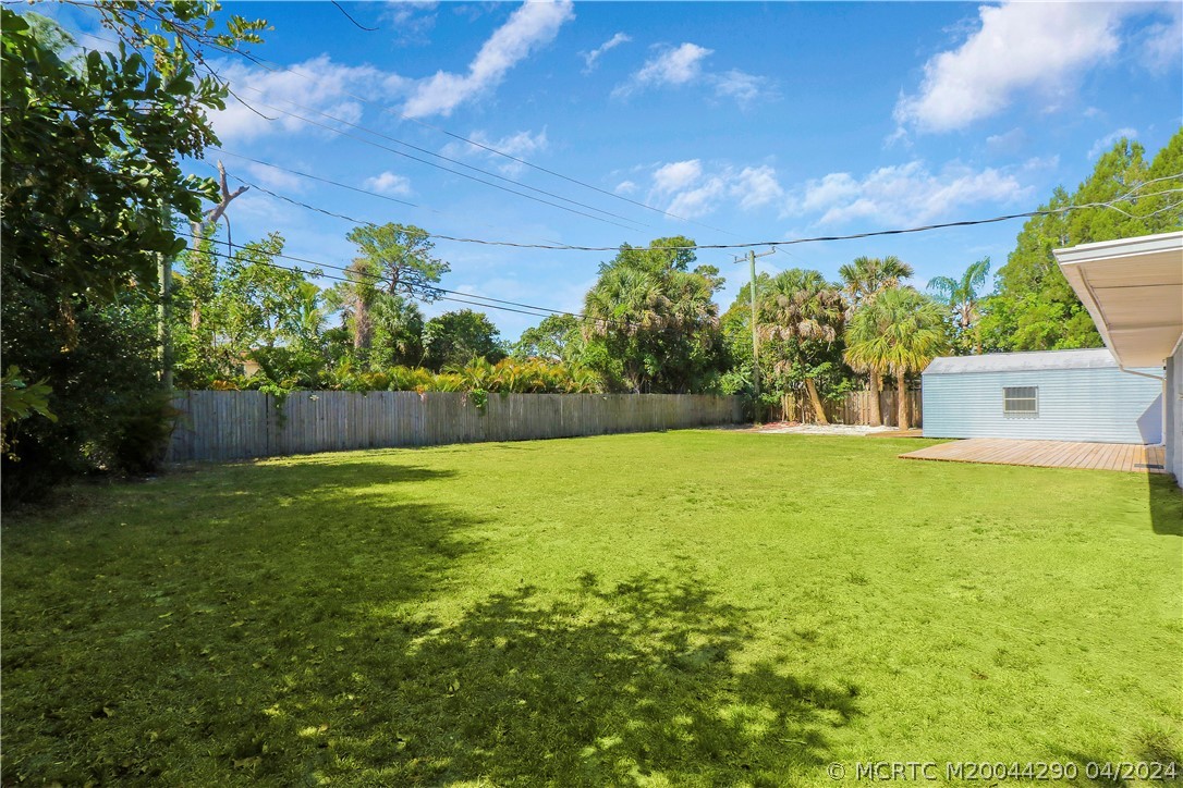 327 SW Dyer Drive