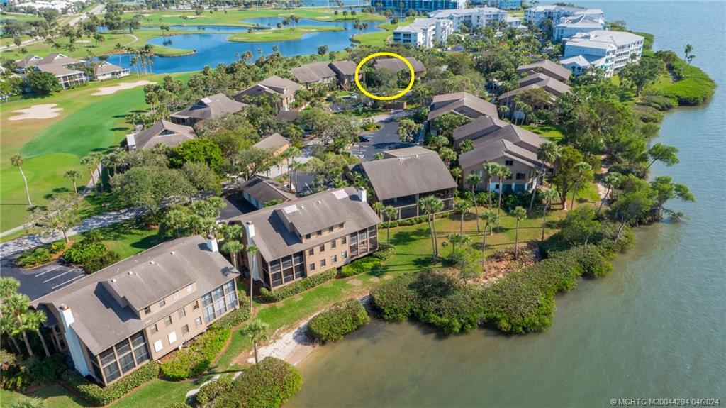 217 NE Edgewater Drive