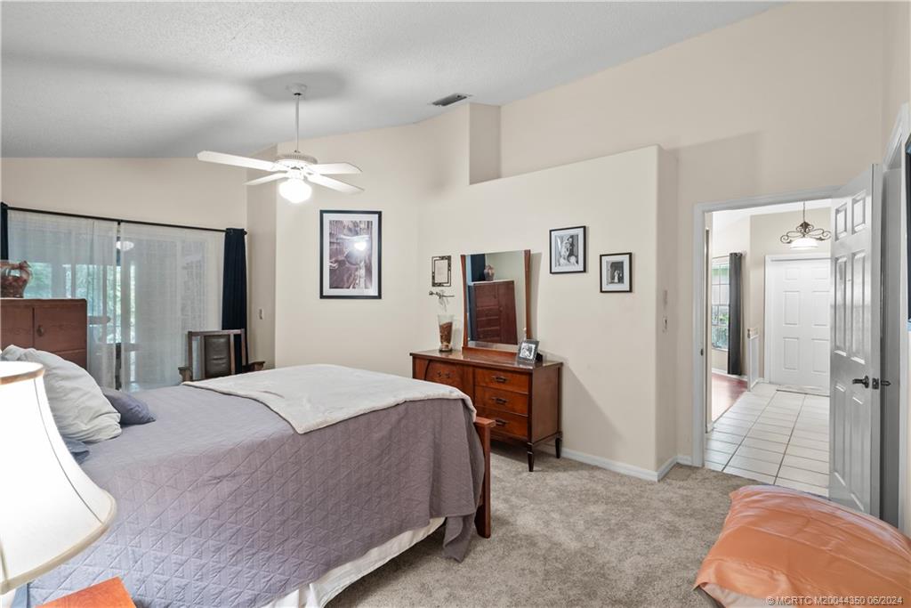 2089 SW Olympic Club Terrace