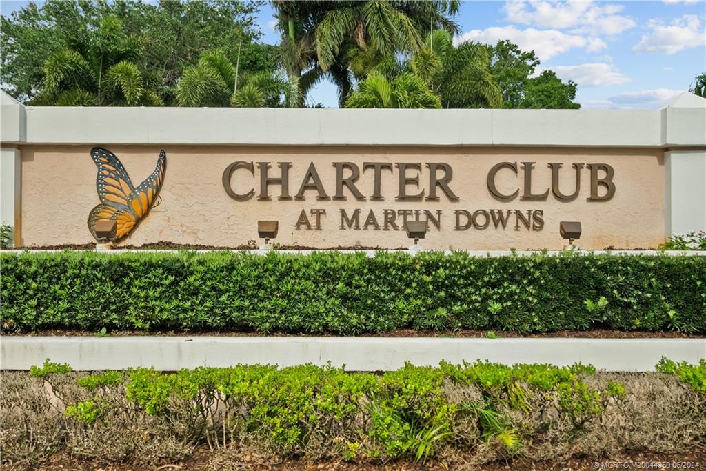 2089 SW Olympic Club Terrace