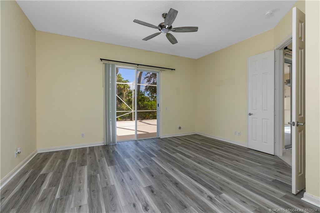 8952 SE Eldorado Way