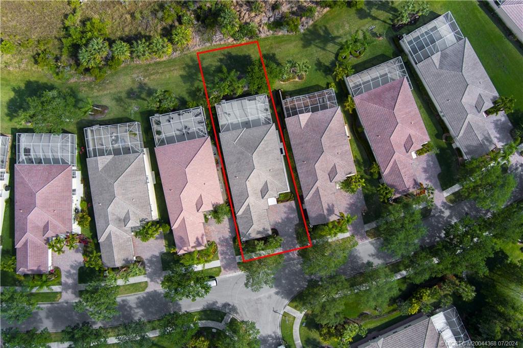 8952 SE Eldorado Way