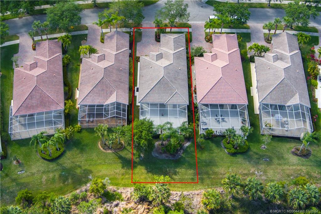 8952 SE Eldorado Way