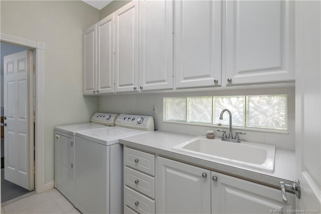 8952 SE Eldorado Way