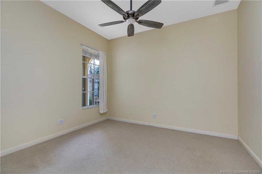 8952 SE Eldorado Way