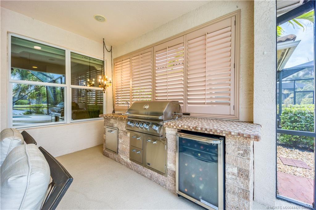 1621 NW Old Oak Terrace