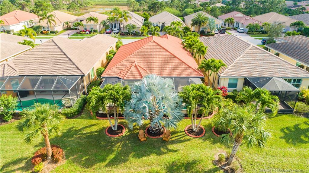 1621 NW Old Oak Terrace