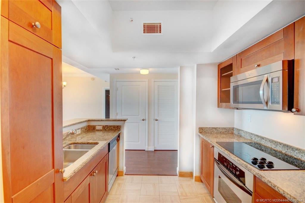 675 NW Flagler Avenue 402