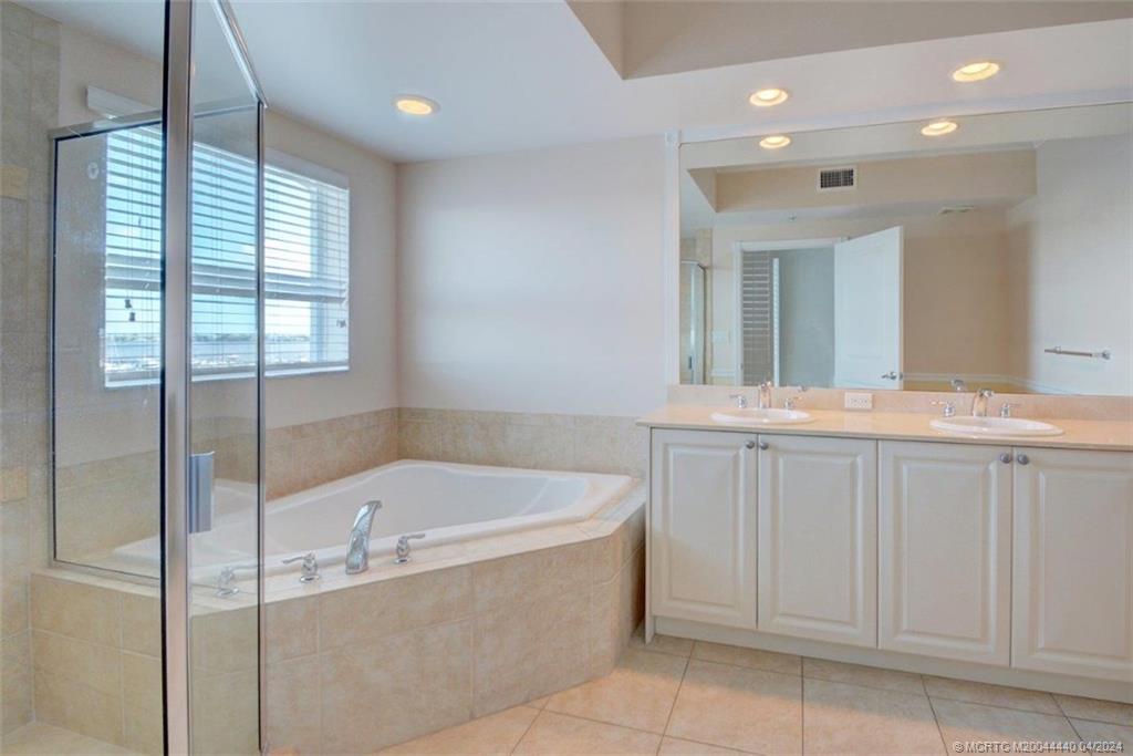 675 NW Flagler Avenue 402