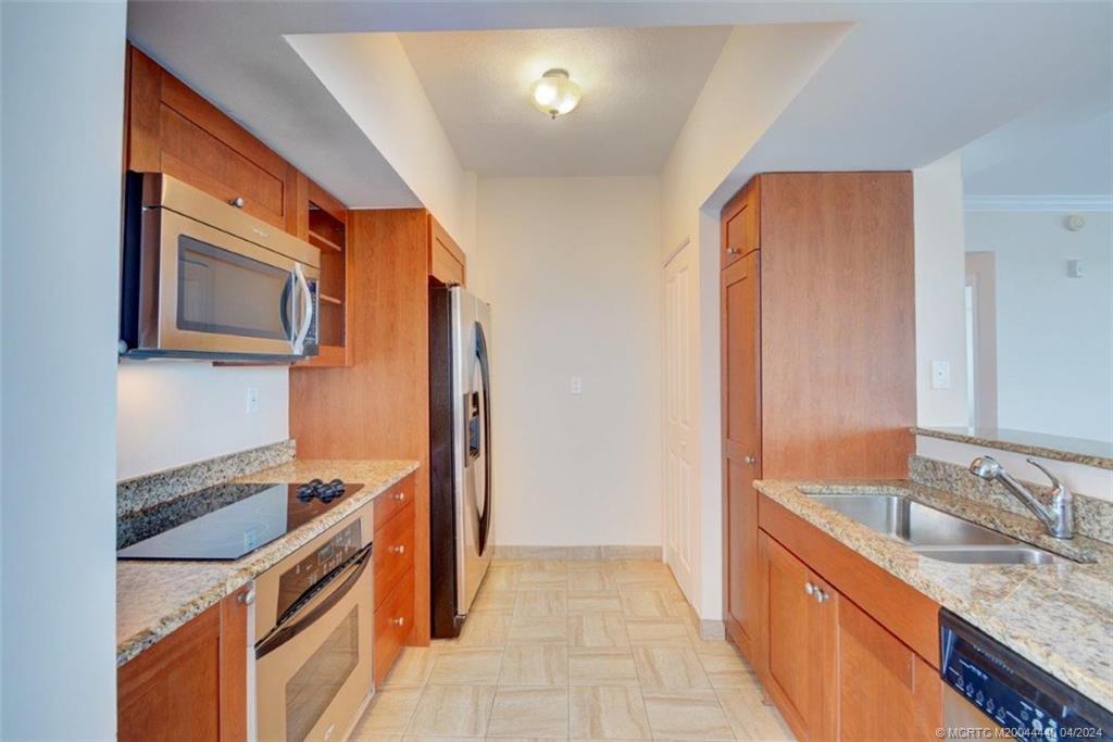 675 NW Flagler Avenue 402