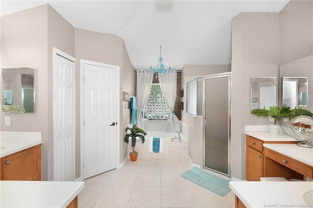 1574 SW Mercedes Avenue