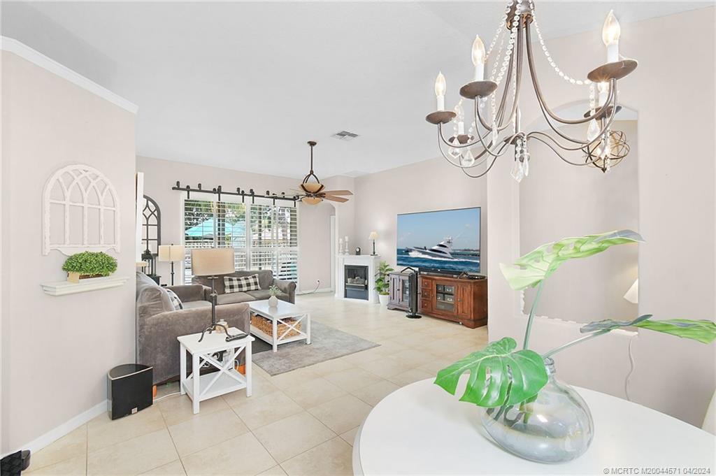 1574 SW Mercedes Avenue