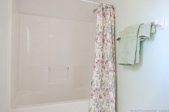 312 SE Huron Terrace