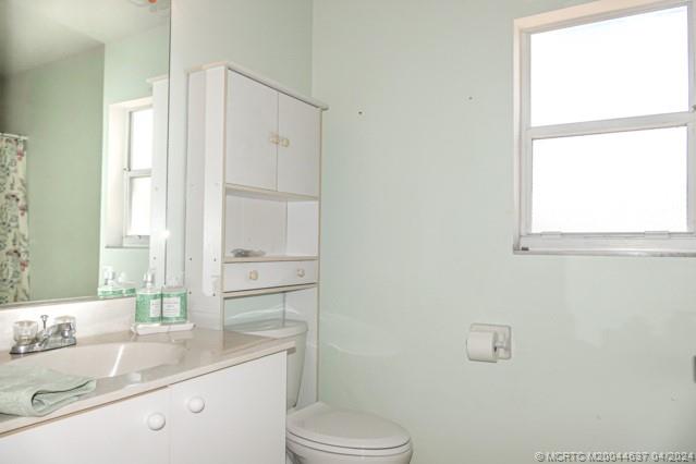 312 SE Huron Terrace