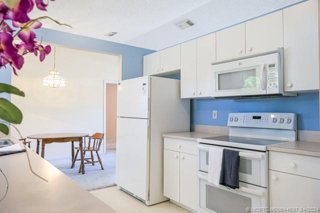 312 SE Huron Terrace