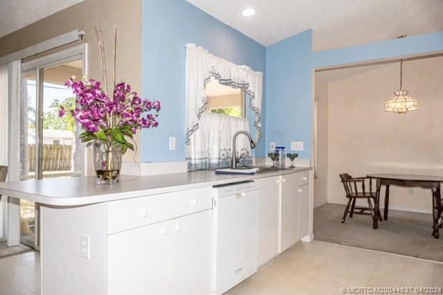 312 SE Huron Terrace