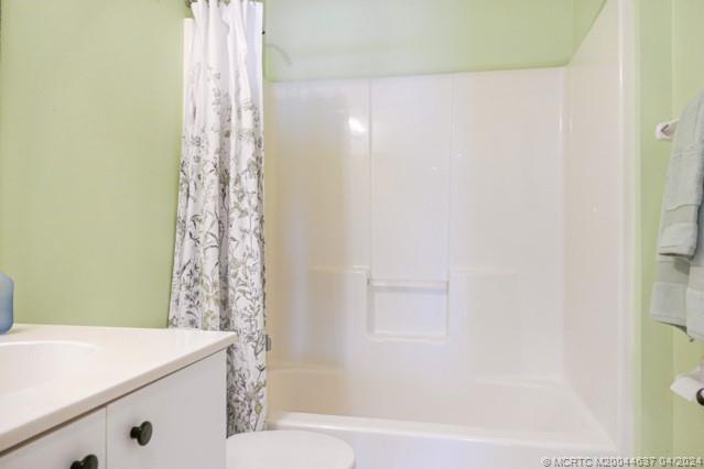 312 SE Huron Terrace