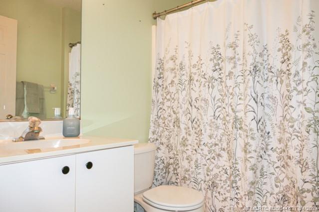 312 SE Huron Terrace