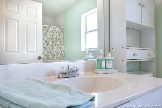 312 SE Huron Terrace