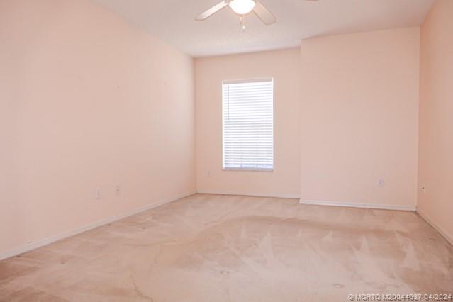 312 SE Huron Terrace