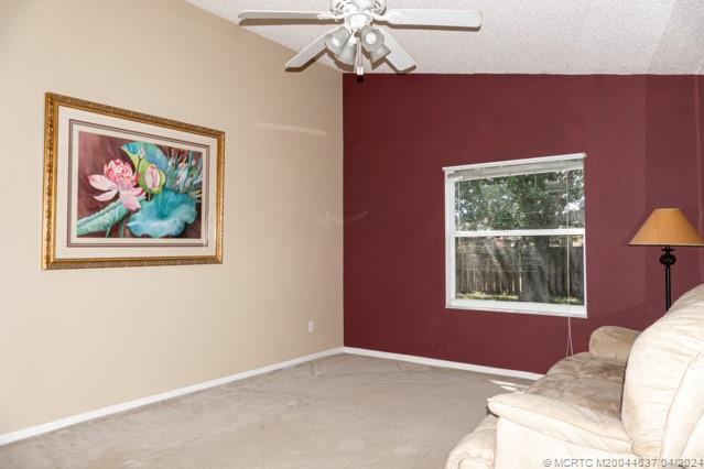 312 SE Huron Terrace