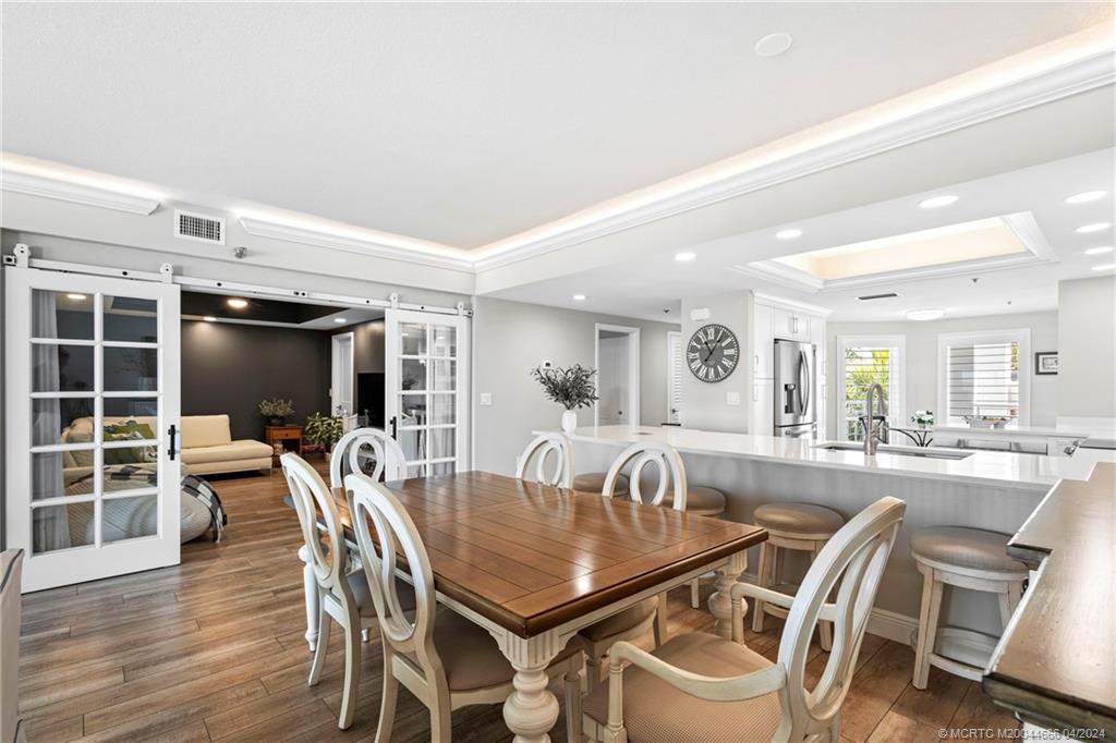 184 NE Edgewater Drive 1202