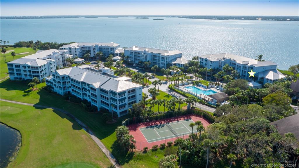 184 NE Edgewater Drive 1202