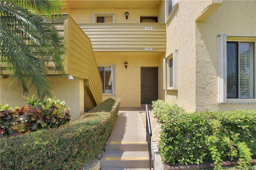 5333 SE Miles Grant Road 106