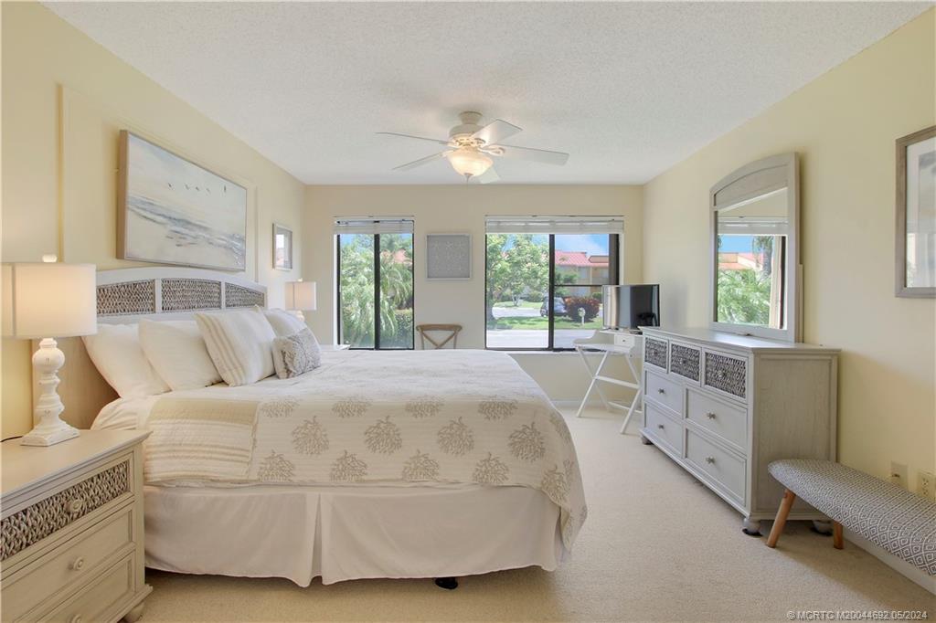 5333 SE Miles Grant Road 106