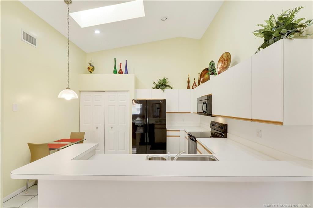 3911 SW Whispering Sound Drive