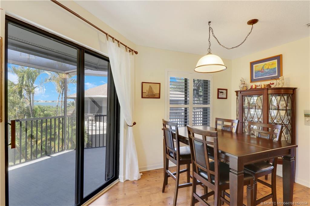 5662 SE Schooner Oaks Way