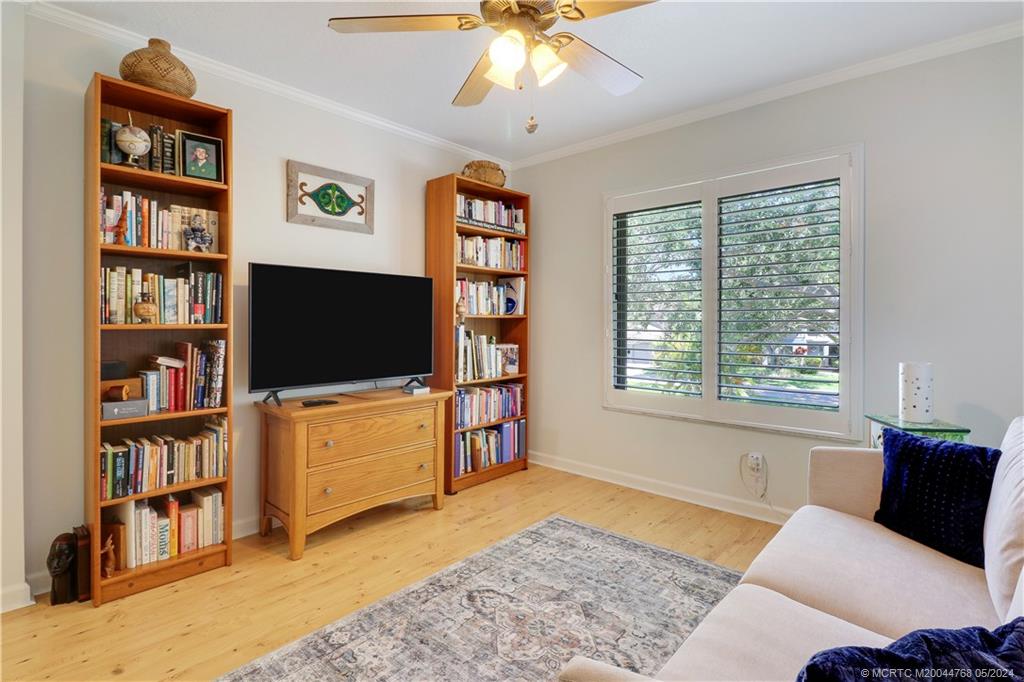 5662 SE Schooner Oaks Way