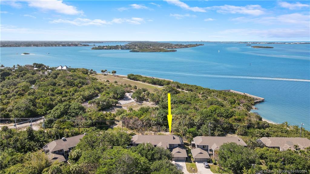 5662 SE Schooner Oaks Way