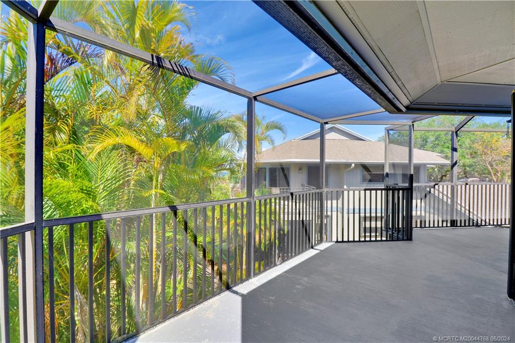 5662 SE Schooner Oaks Way