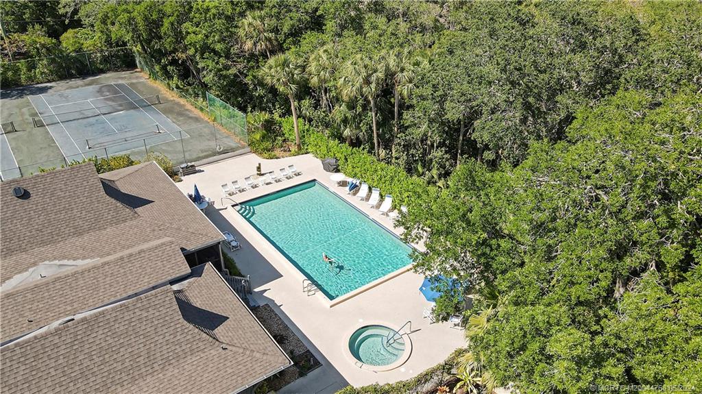 5662 SE Schooner Oaks Way