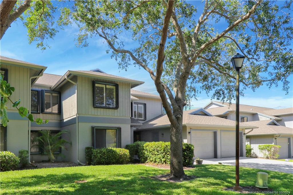 5662 SE Schooner Oaks Way