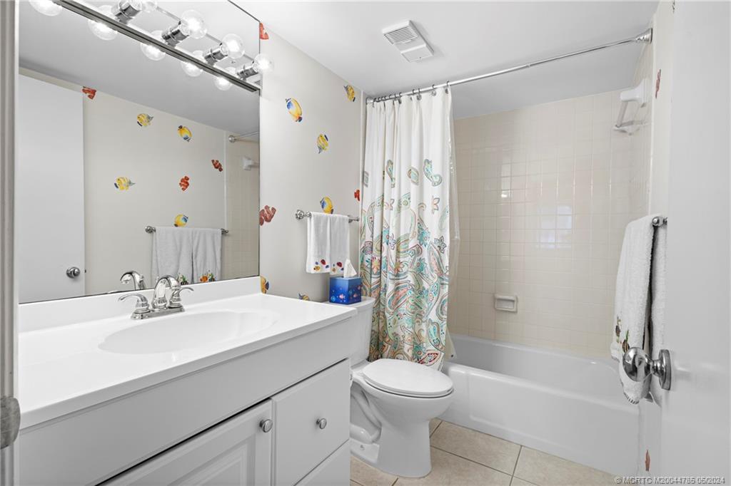 40 NE Plantation Road 202